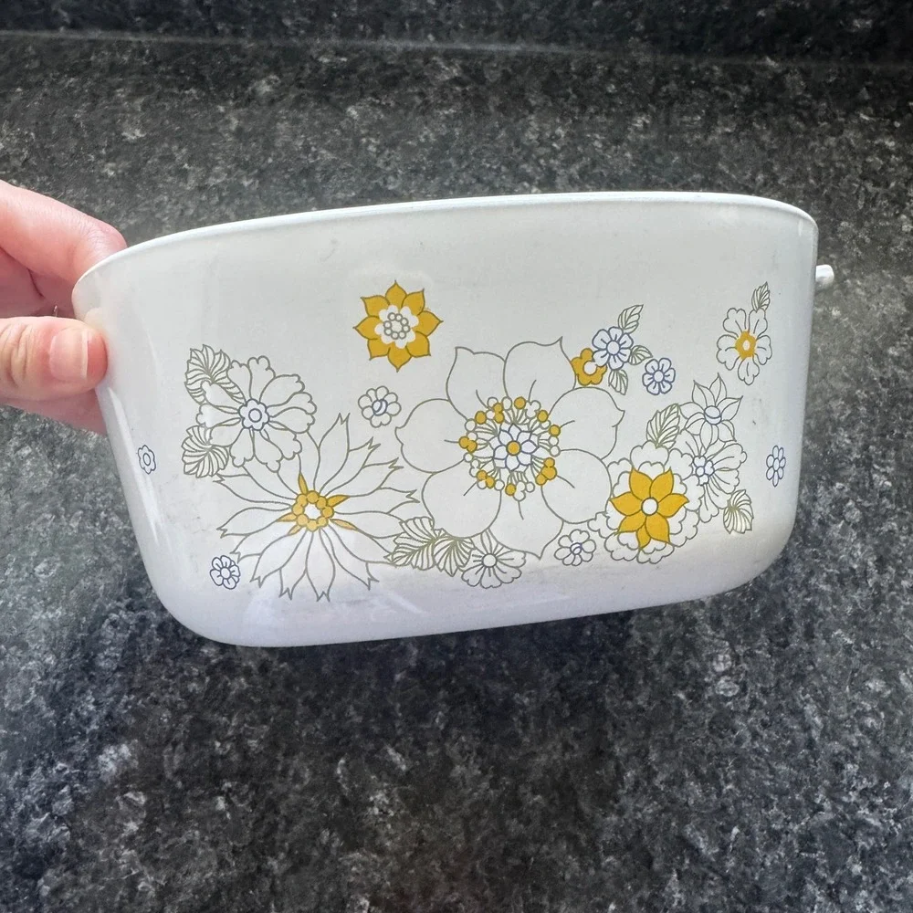Vintage Corning Ware Wildflower 2.5 Qt Casserole Dish P-2 1/2-B Floral Baker